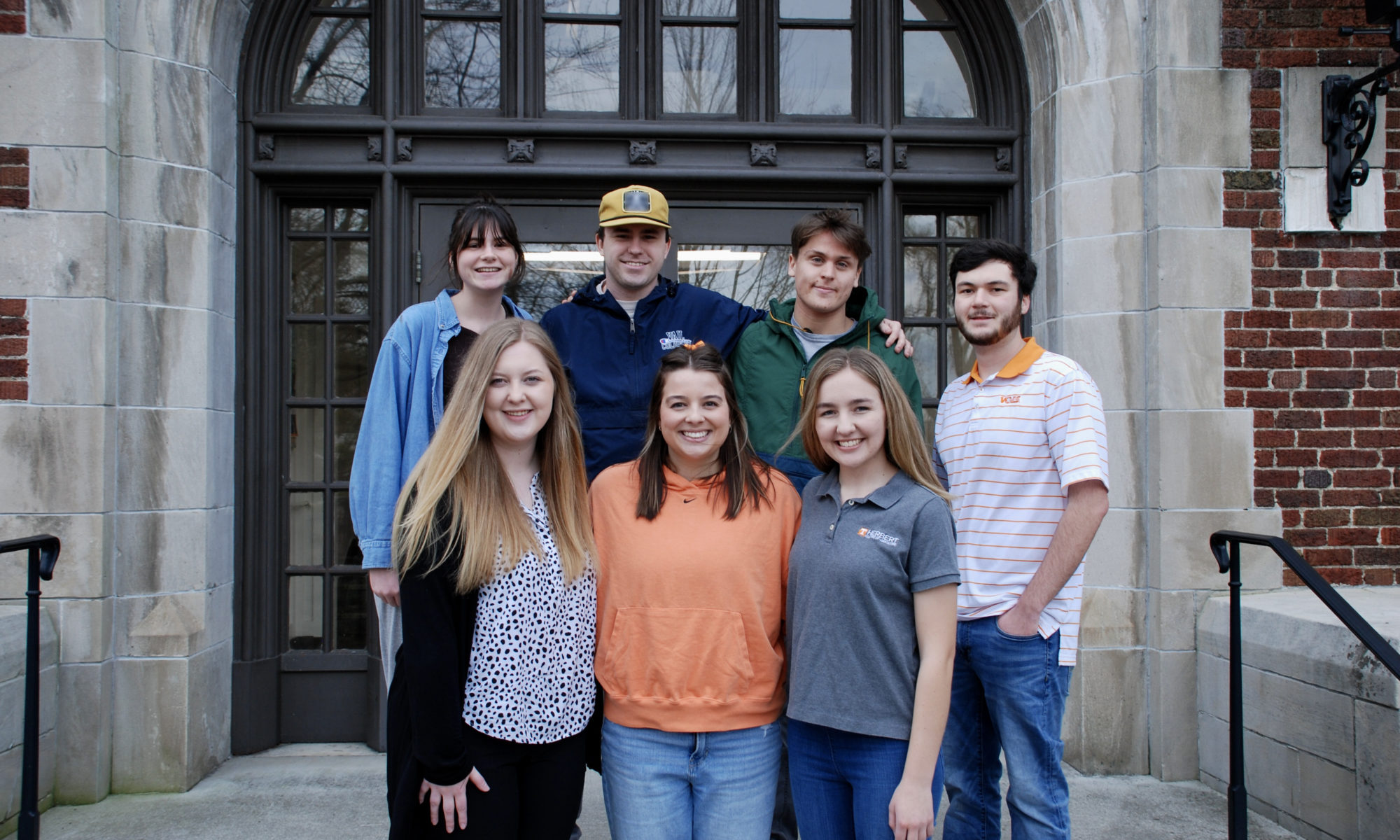 Spring 2022 Undergraduate Researchers standing in front of Morgan Hall