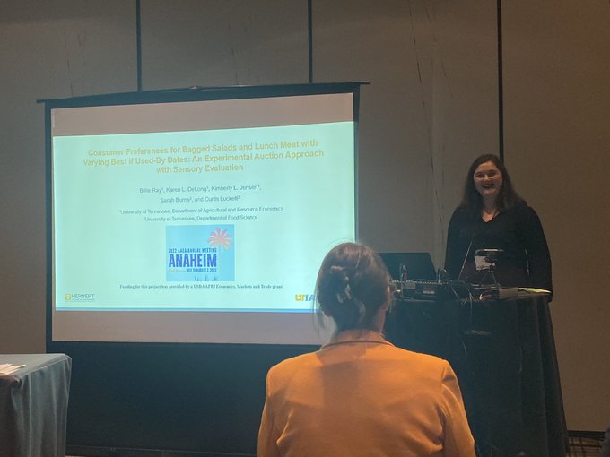 Student Billie Ray presenting at the 2022 AAEA Annual Meeting