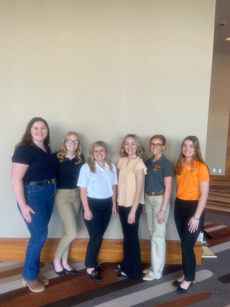 2023 Quiz Bowl Team at the SAEA meetings and competition