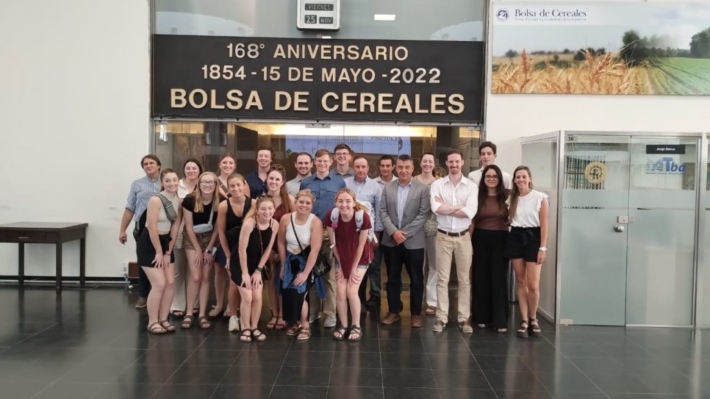 Students at Argentine Association of Regional Consortiums for Agricultural Experimentation