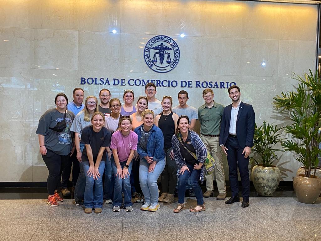 Students at Argentina's cooperatives association port in Argentina
