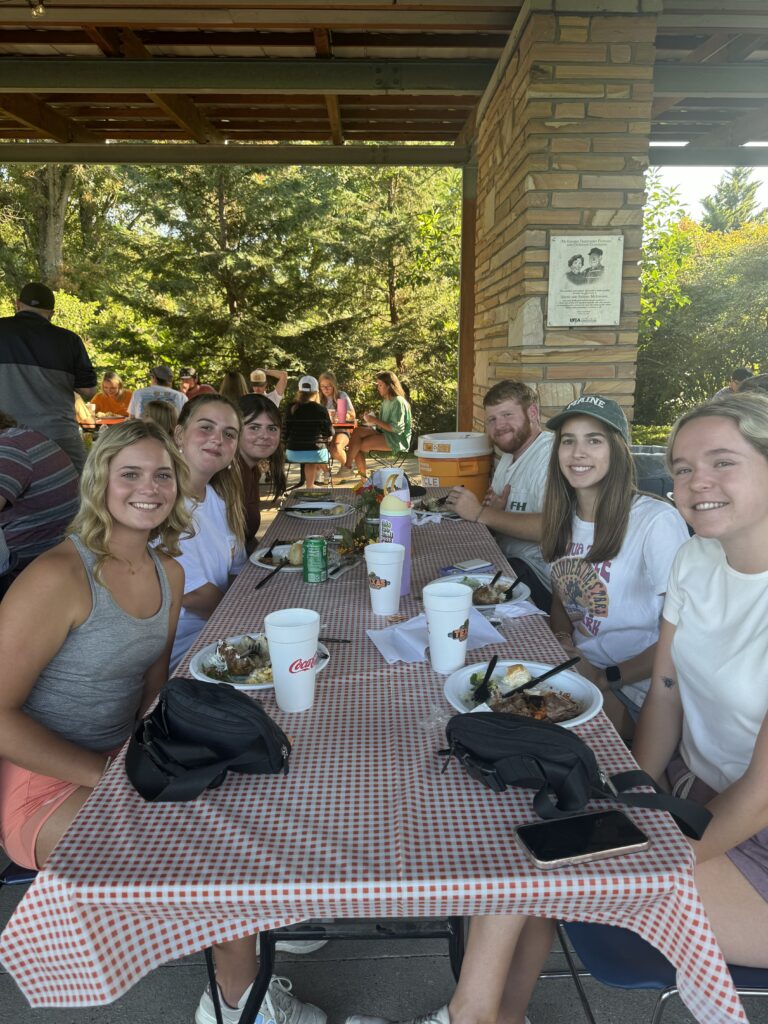 Students enjoying the Fall 2024 picnic